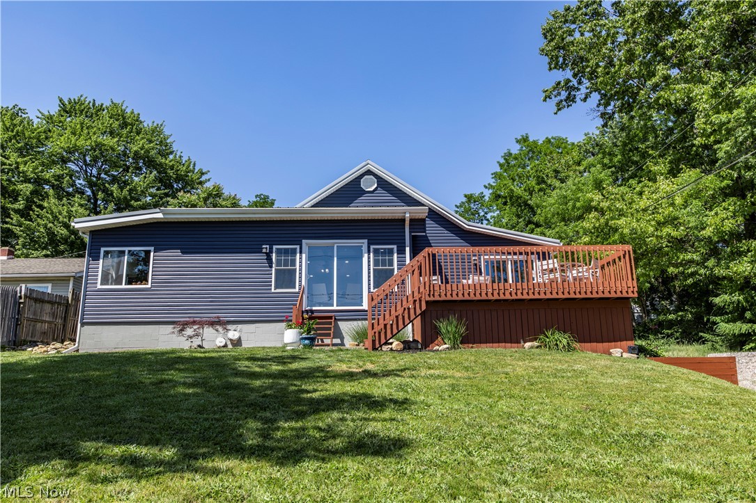 590 Pear Drive Akron OH 44319