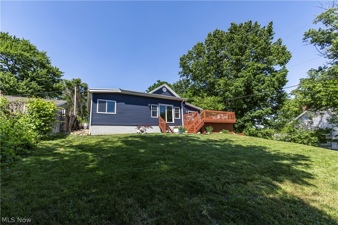 590 Pear Drive Akron OH 44319