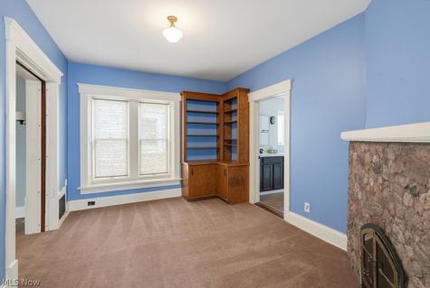 102 Marvin Avenue Akron OH 44302