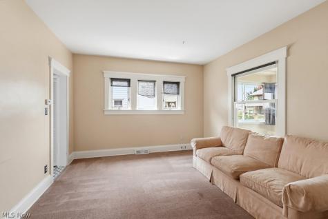 102 Marvin Avenue Akron OH 44302