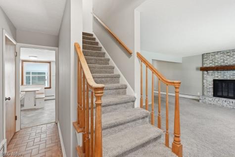136 Pinehurst Road Munroe Falls OH 44262