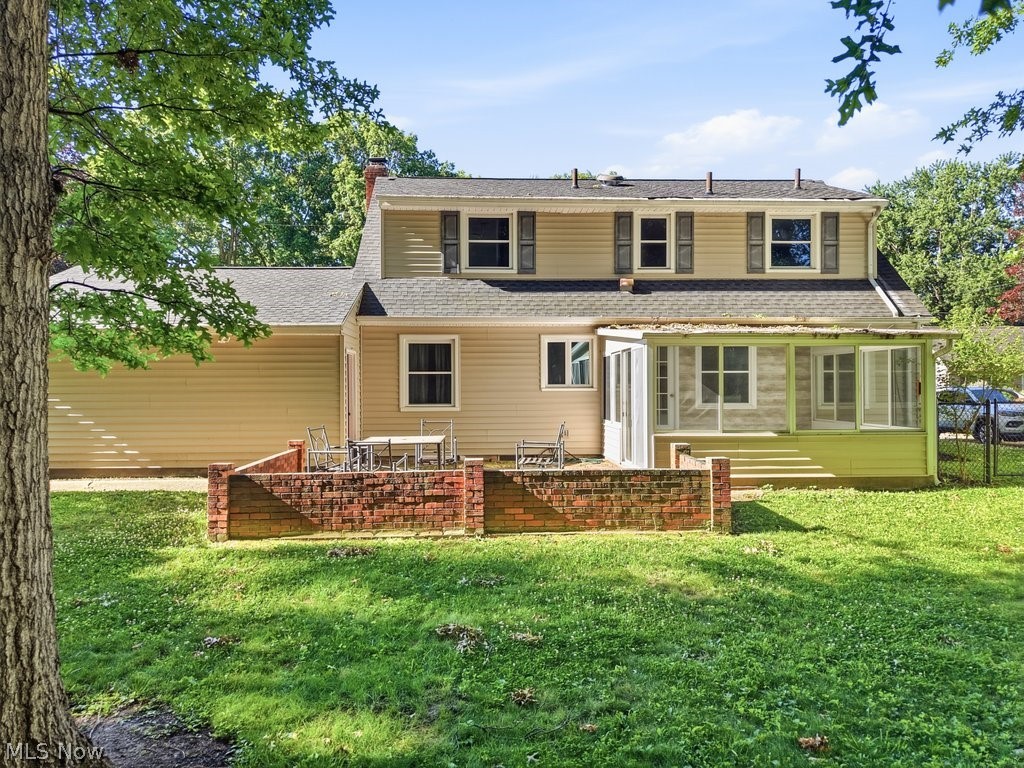 136 Pinehurst Road Munroe Falls OH 44262