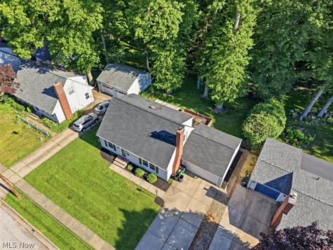 136 Pinehurst Road Munroe Falls OH 44262