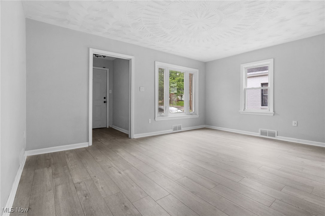 922 Winton Avenue Akron OH 44320