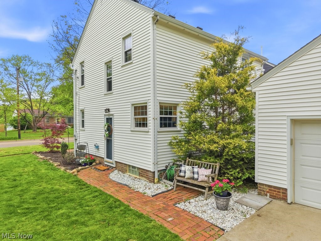 1180 Garman Road Akron OH 44313