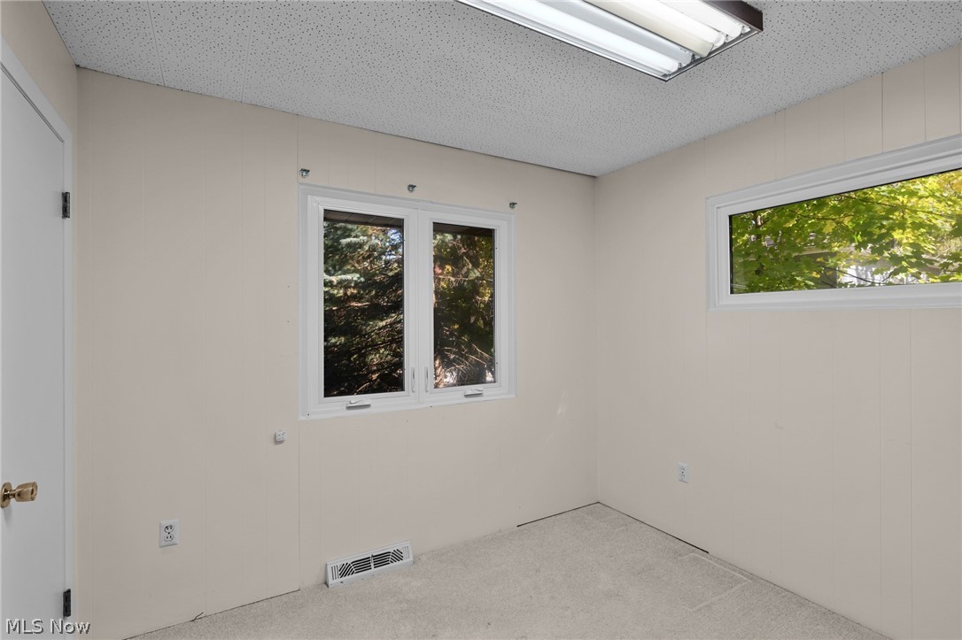 2812 E Wallings Road Broadview Heights OH 44147