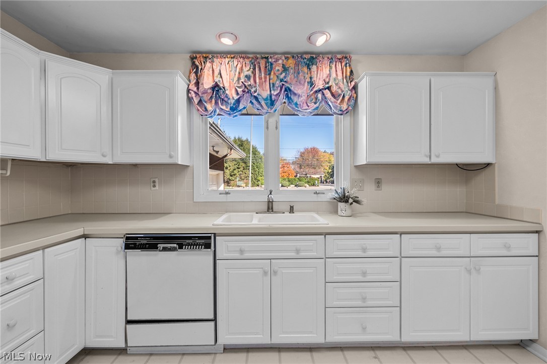 2812 E Wallings Road Broadview Heights OH 44147