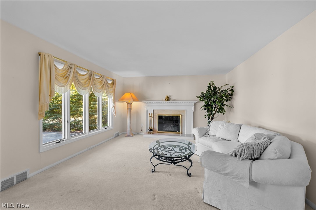 2812 E Wallings Road Broadview Heights OH 44147