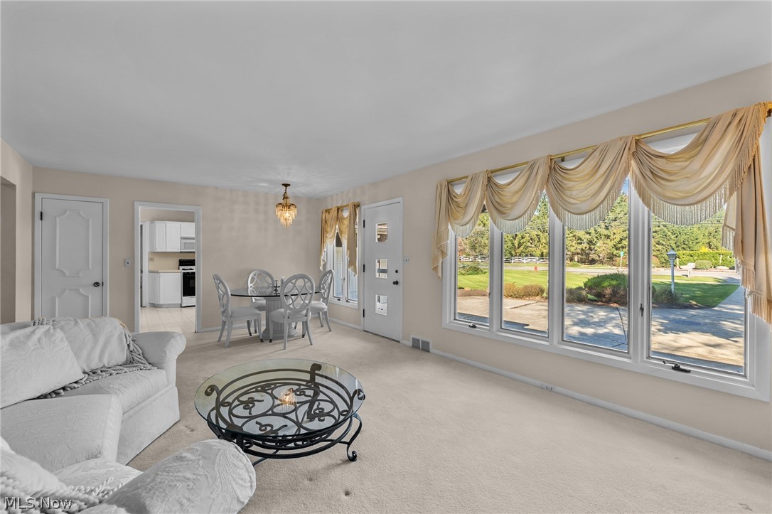 2812 E Wallings Road Broadview Heights OH 44147