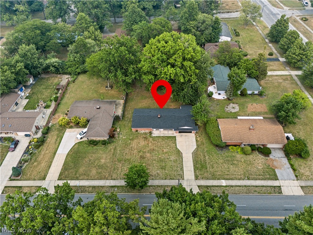 2203 Lee Boulevard East Cleveland OH 44112