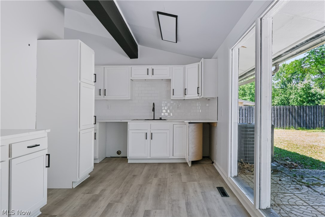2203 Lee Boulevard East Cleveland OH 44112