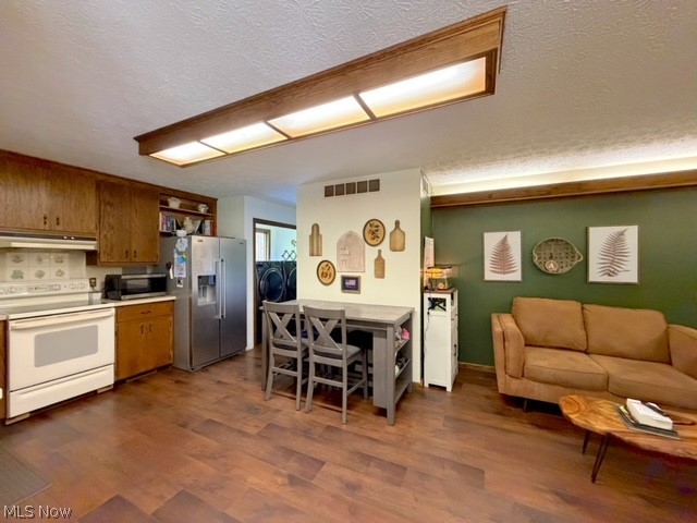 10570 Welton Road NE Bolivar OH 44612