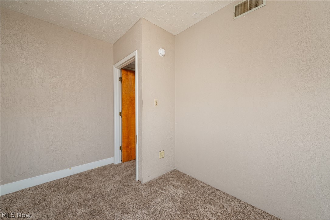 249 W Harris Avenue Ravenna OH 44266