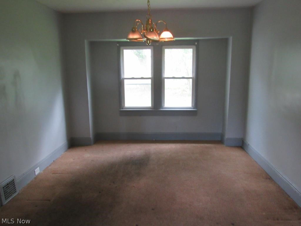 4273 E 136 Cleveland OH 44105