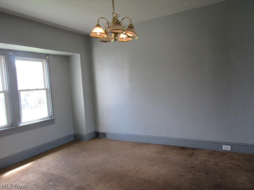 4273 E 136 Cleveland OH 44105