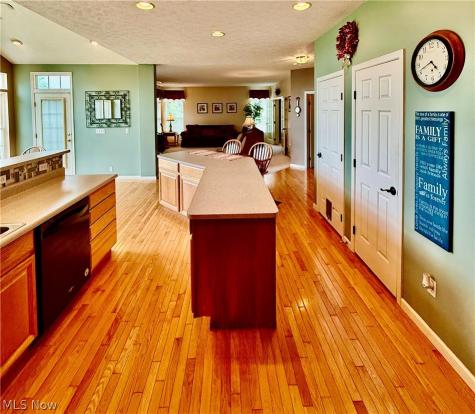 37663 Stoney Lake Drive North Ridgeville OH 44039