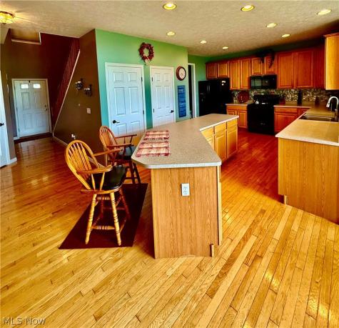 37663 Stoney Lake Drive North Ridgeville OH 44039