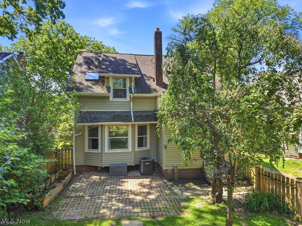 20675 Almar Drive Shaker Heights OH 44122