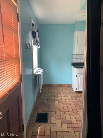 1017 Wellman Street Louisville OH 44641