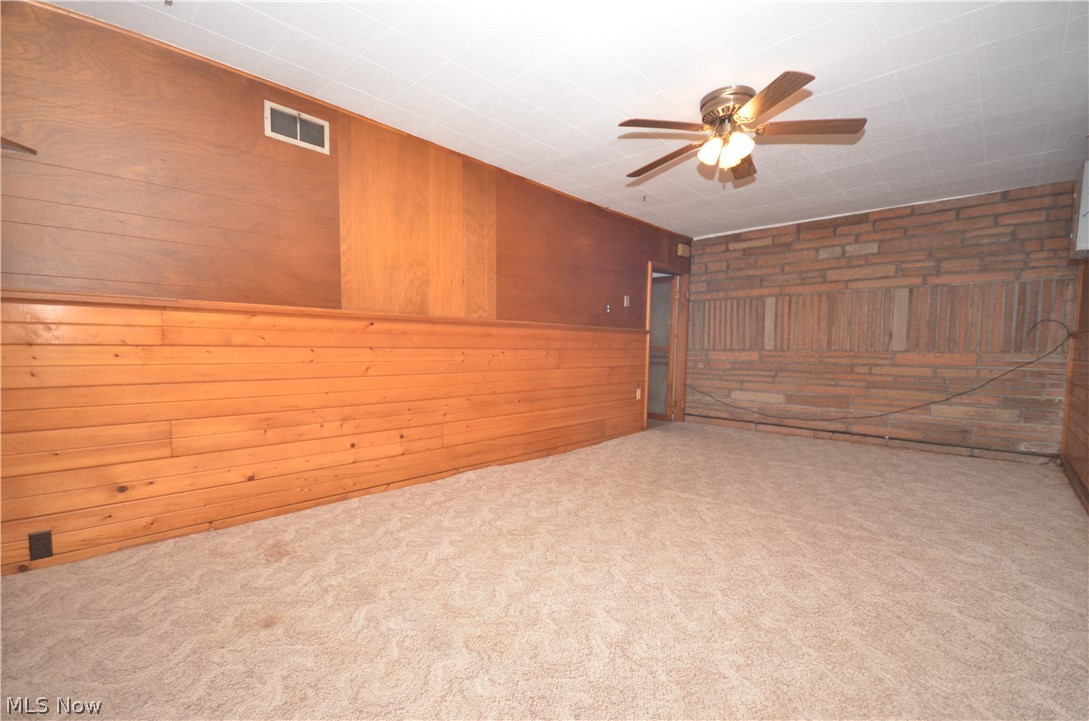1742 Shaw Avenue Akron OH 44305