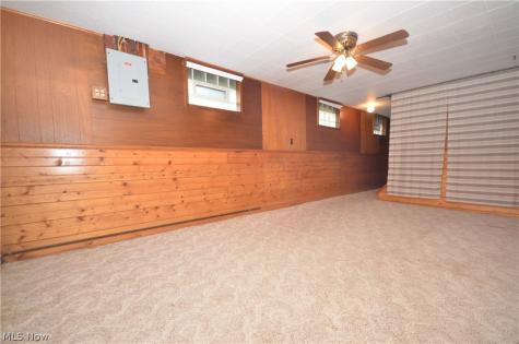 1742 Shaw Avenue Akron OH 44305