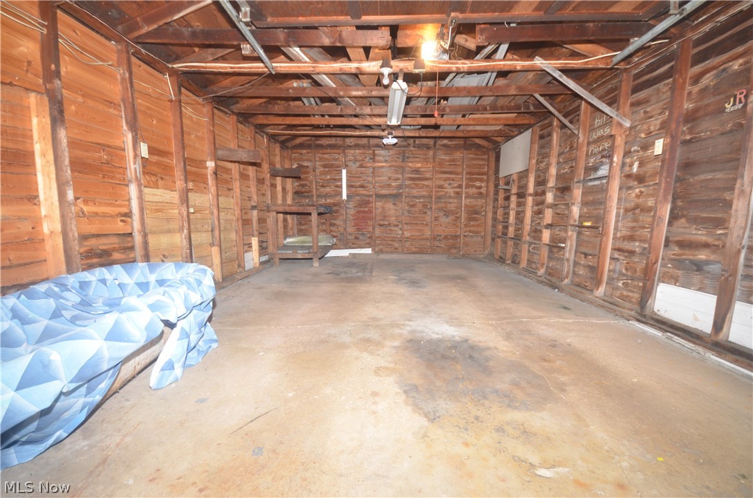 1742 Shaw Avenue Akron OH 44305