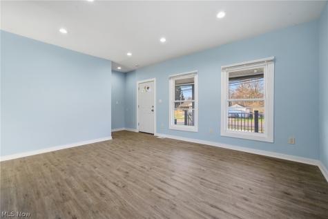 950 Park Avenue Amherst OH 44001