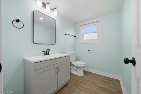 950 Park Avenue Amherst OH 44001