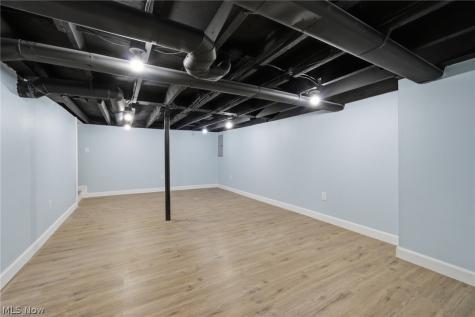 950 Park Avenue Amherst OH 44001