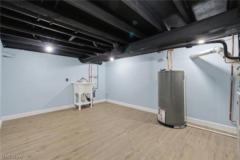 950 Park Avenue Amherst OH 44001