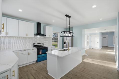 950 Park Avenue Amherst OH 44001