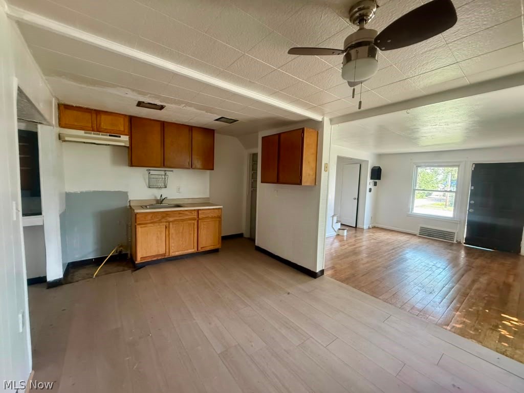 24801 Fisher Road Euclid OH 44117