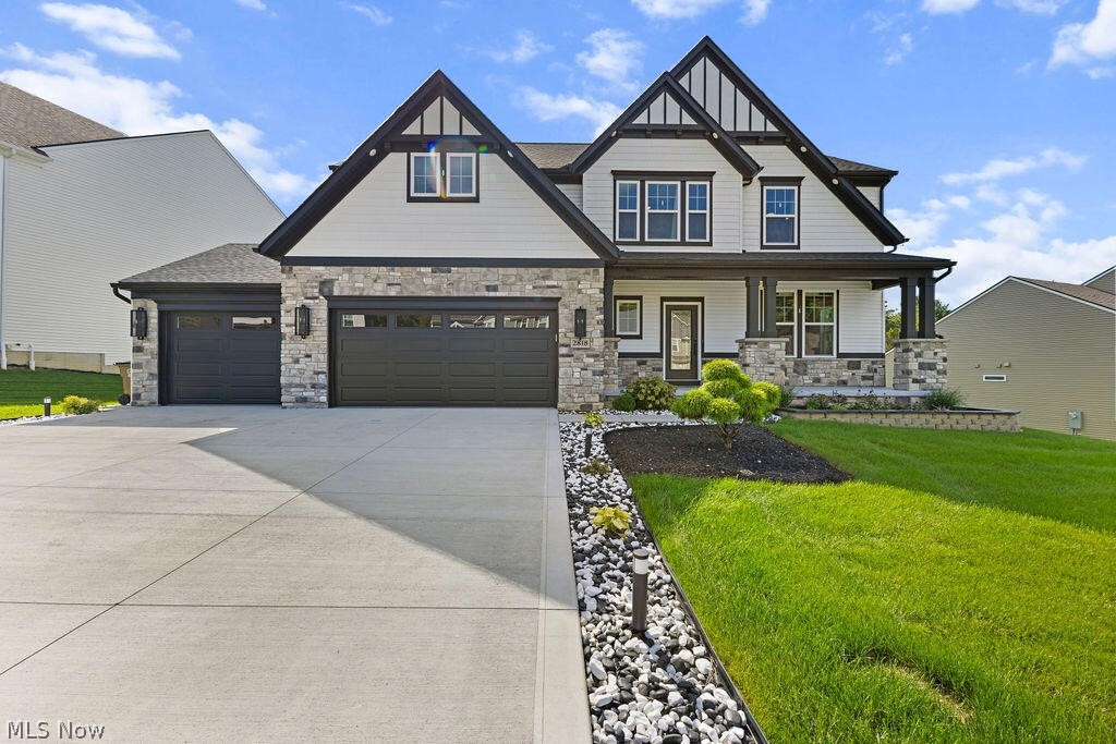 2818 Weeping Pine Drive Medina OH 44256