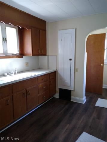 2606 10th Street SW Canton OH 44710