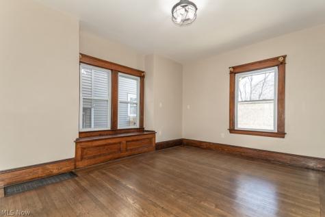 1697 W 69th Street Cleveland OH 44102