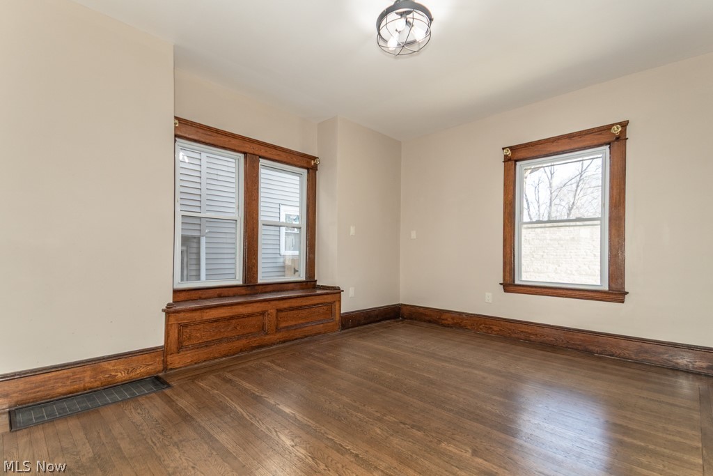 1697 W 69th Street Cleveland OH 44102