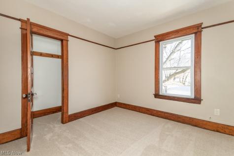 1697 W 69th Street Cleveland OH 44102