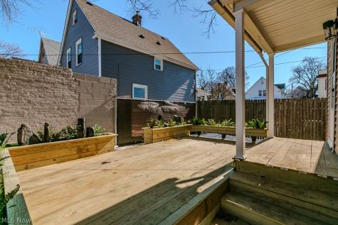 1697 W 69th Street Cleveland OH 44102