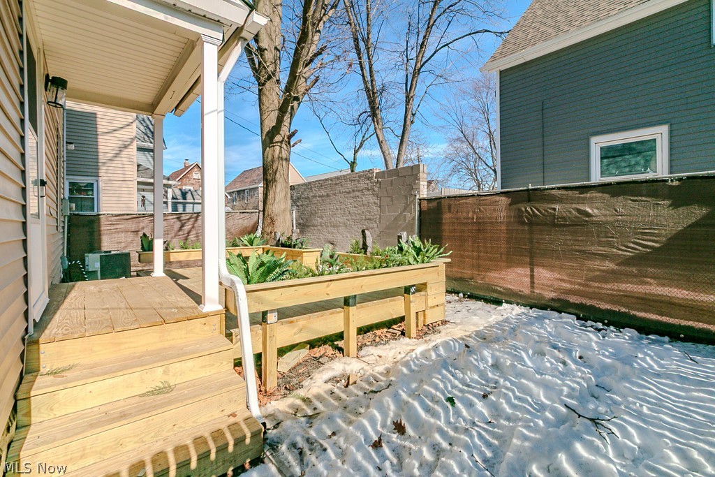 1697 W 69th Street Cleveland OH 44102