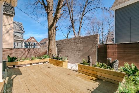 1697 W 69th Street Cleveland OH 44102