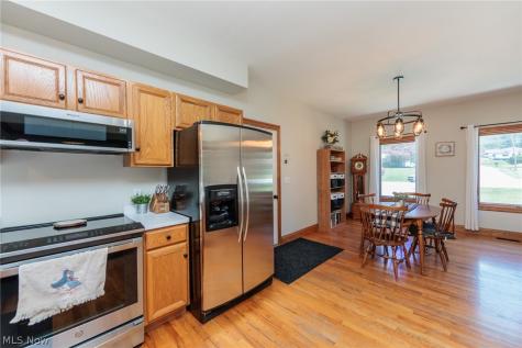 390 Southeast Avenue Tallmadge OH 44278