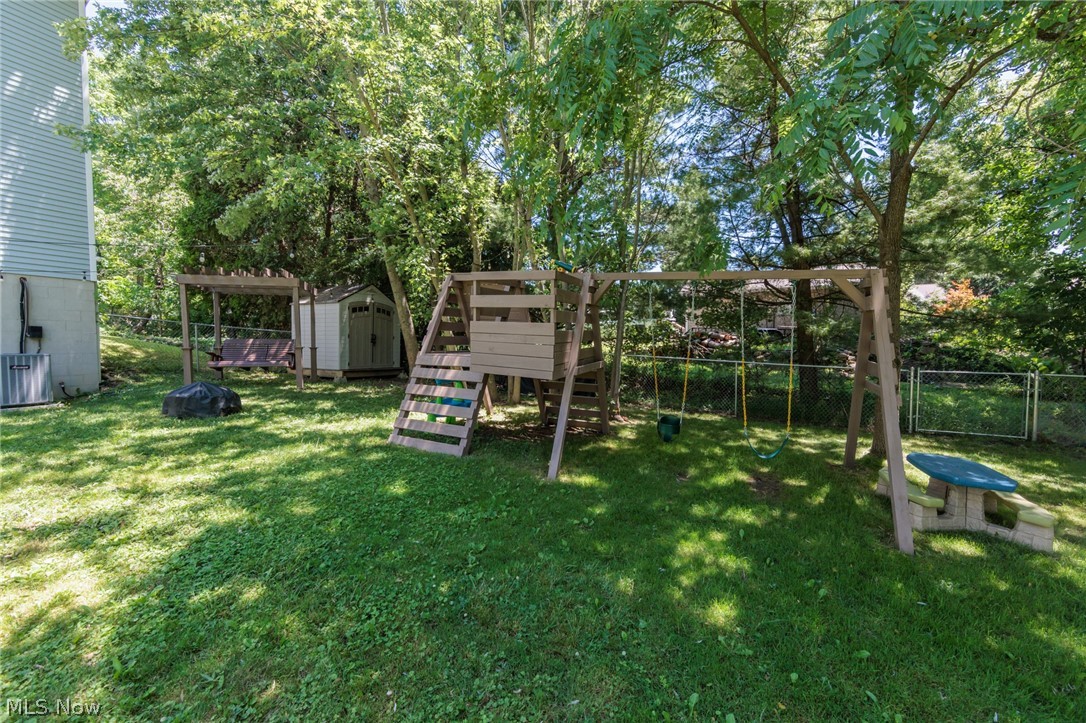 390 Southeast Avenue Tallmadge OH 44278