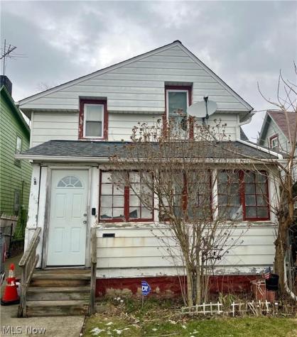 465 E 142nd Street Cleveland OH 44110