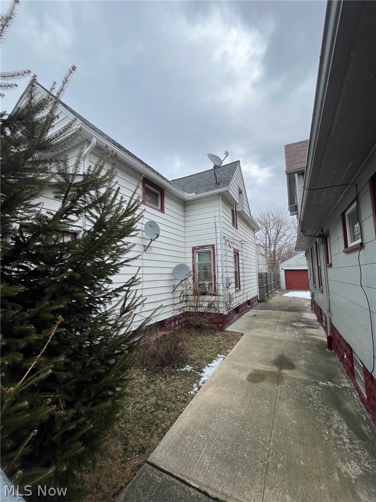465 E 142nd Street Cleveland OH 44110
