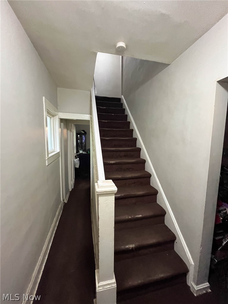 465 E 142nd Street Cleveland OH 44110