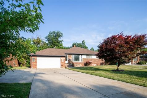 174 Richmond Road Richmond Heights OH 44143