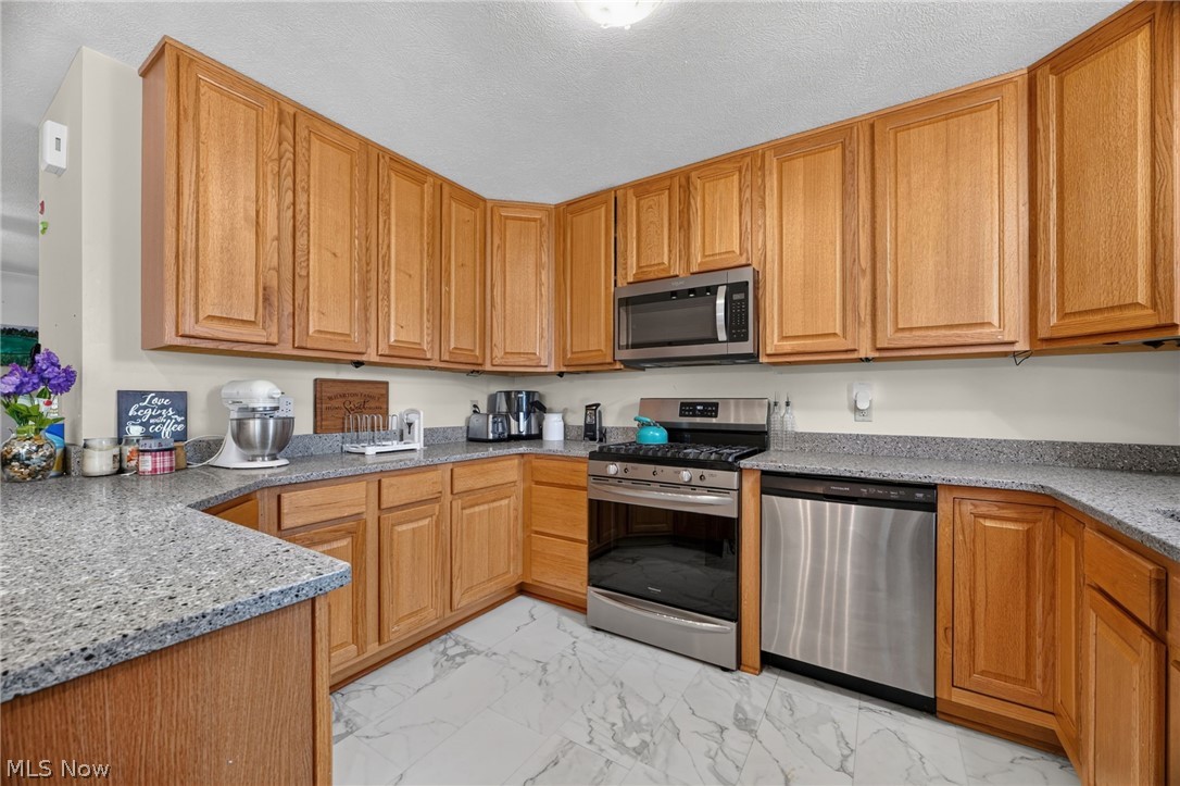 510 Elm Street Sheffield Lake OH 44054