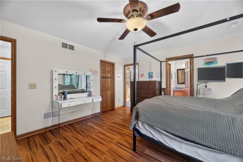 510 Elm Street Sheffield Lake OH 44054