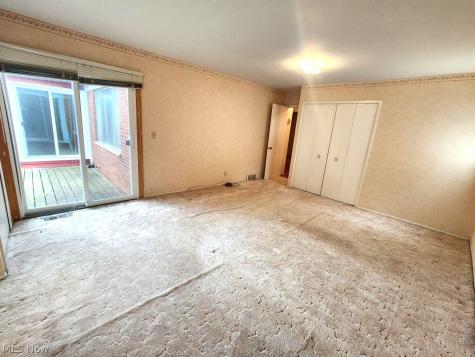 270 Michigan Avenue Elyria OH 44035