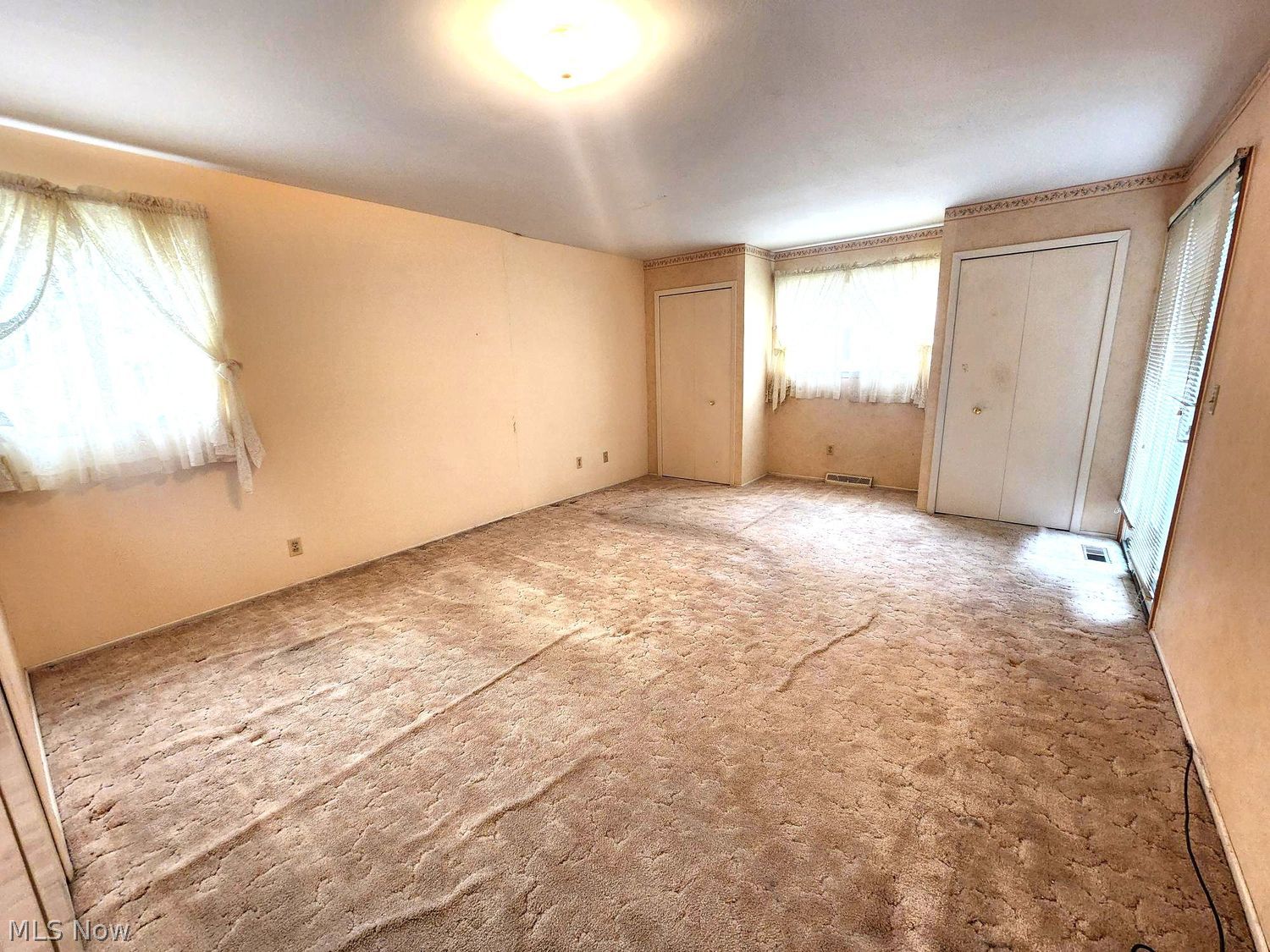 270 Michigan Avenue Elyria OH 44035